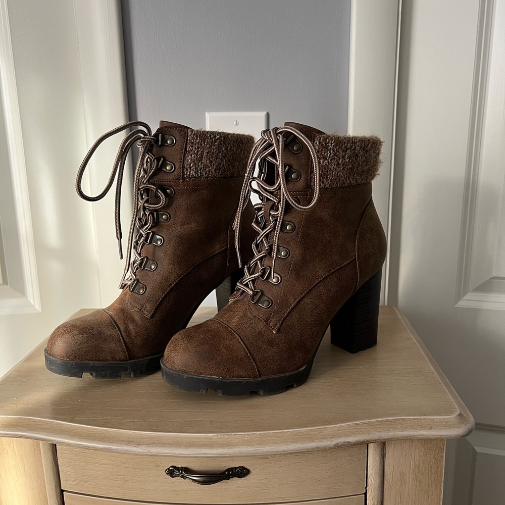 NanaMacs Booties